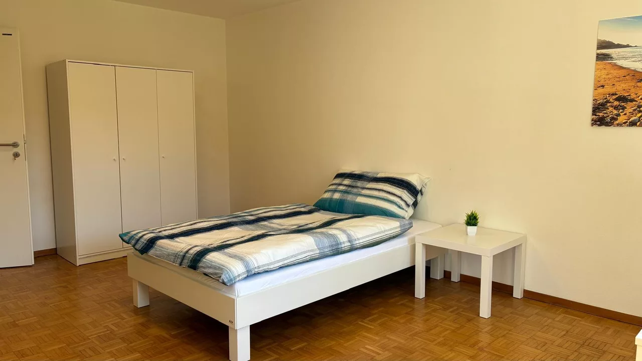 Large View Bedroom