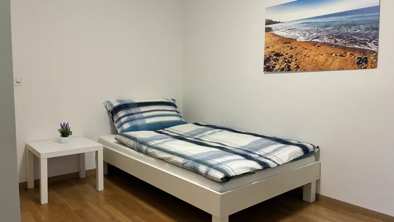 Möbliertes Zimmer in Buchs ZH mieten